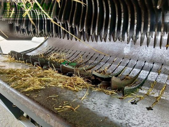 Empacadora gigant - Claas - quadrant 3400 rc