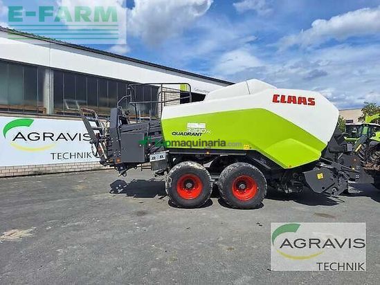 Empacadora gigant - Claas - quadrant 3300 fc t