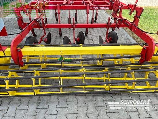 Cultivador - Pöttinger - synkro 3003