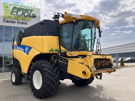 Cosechadora de Cereal - New Holland - cx 8080