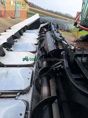 Cosechadora de Cereal - Oros - cornado / macdon c