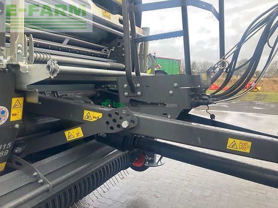 Empacadora gigant - Claas - variant 585 rc pro