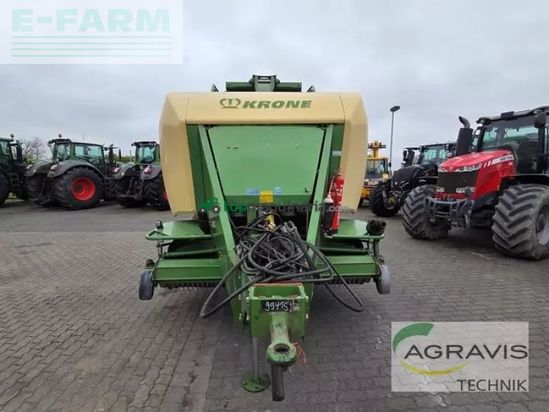 Empacadora gigant - Krone - big pack 12130 xc