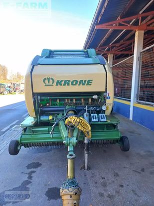 Empacadora gigant - Krone - comprima v150 xc