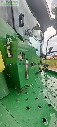 Cosechadora de Cereal - John Deere - 8400
