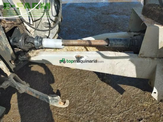 Remolqu esparcidor -  - power