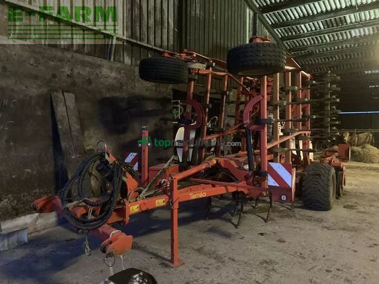 Cultivador - Kuhn - prolander 6000