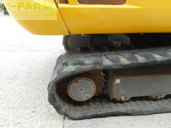 Excavadora - Takeuchi - tb 235 ( 3.605kg ) powertilt + hydr. sw