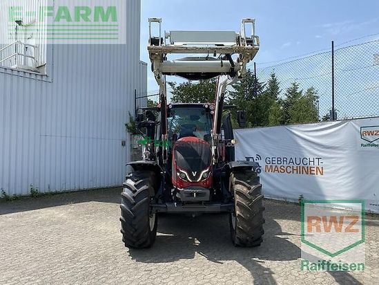 Tractor agrícola - Valtra - n135 d schlepper