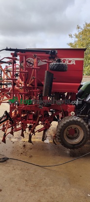 Sembradora precisión neumática - Sola - Ns 2311plus