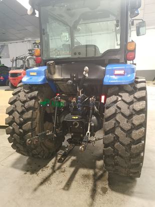 Tractor agrícola - New Holland - Boomer 3050