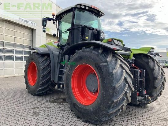 Tractor agrícola - Claas - xerion 5000 trac