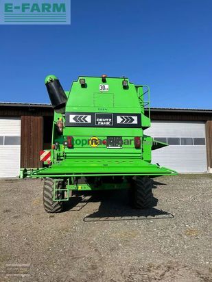 Cosechadora de Cereal - Deutz-Fahr - 5690 hts