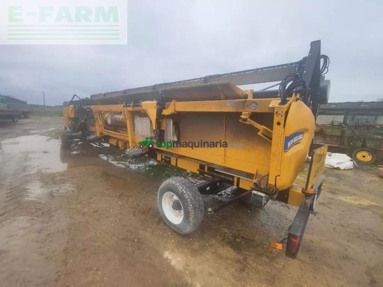 Cosechadora de Cereal - New Holland - cx 8.80 elevation