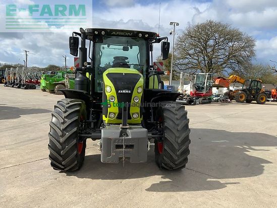 Tractor agrícola - Claas - 650 arion tractor (st26239)