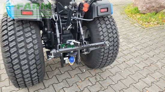 Tractor agrícola - Solis - 26 9+9 neumaschine