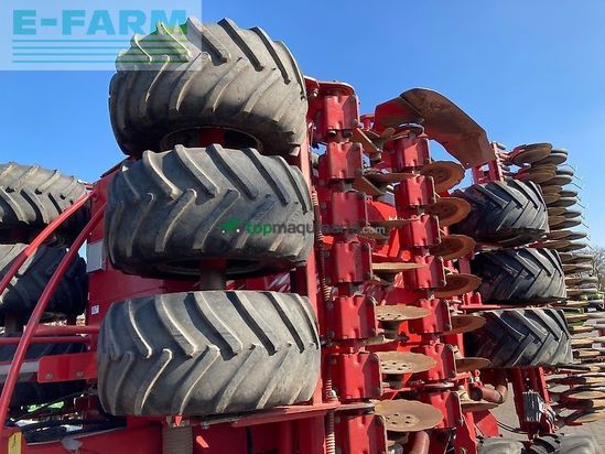 Sembradora - Kverneland - u-drill 6000 **jahresendralley**