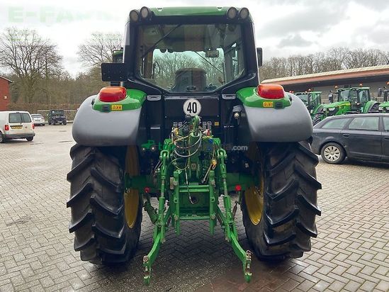 Tractor agrícola - John Deere - 6105m