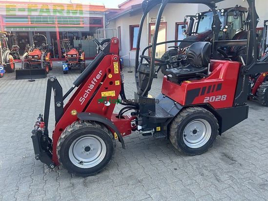 Minicargadora - Schaffer - 2028