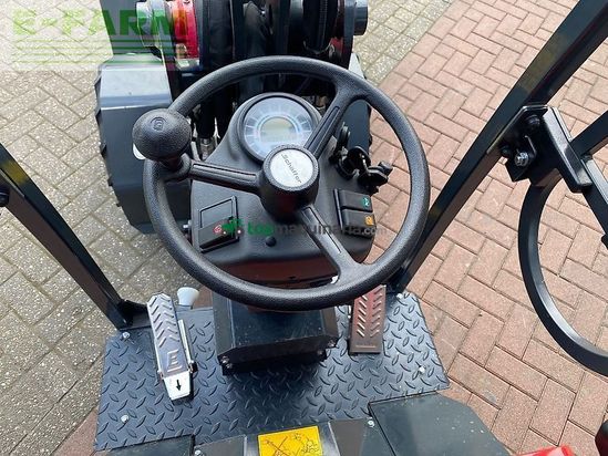 Minicargadora - Schaffer - 1622