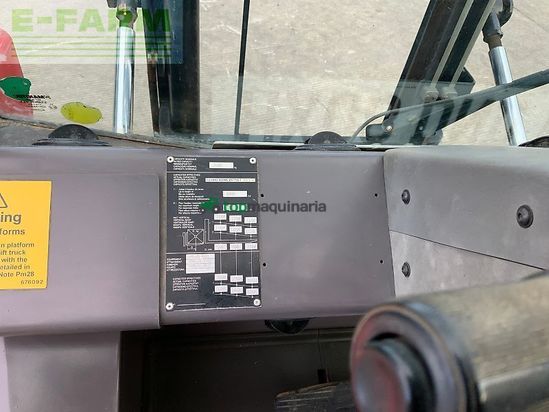 Elevadora - Manitou - m26-4 roughterrain fork lift (st24901)