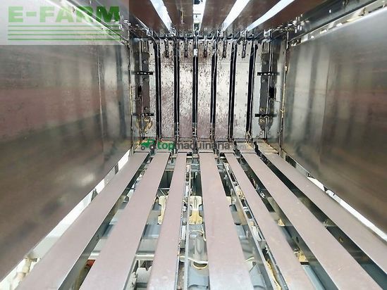 Empacadora gigant - Claas - quadrant 3400 rc