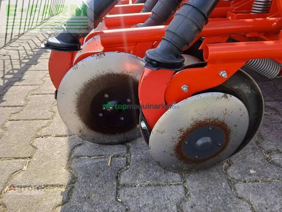 Combinado de siembra - Kuhn - integra gii + hrb303d