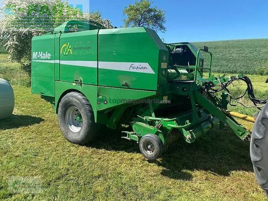 Empacadora gigant - McHale - fusion i einsatzbereit mit 31.000 ballen