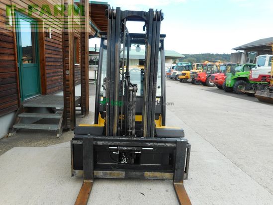 Elevadora - Yale - gdp35vx triplex 4,9m + ss + zwillingsreifen