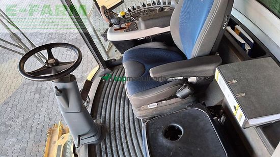 Cosechadora de Cereal - New Holland - cr 8.80