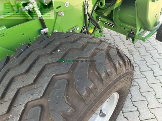 Empacadora gigant - Krone - comprima v 180 xc