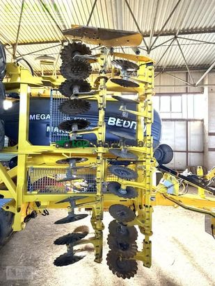 Combinado de siembra - Bednar - omega 6000 l bj. 2021