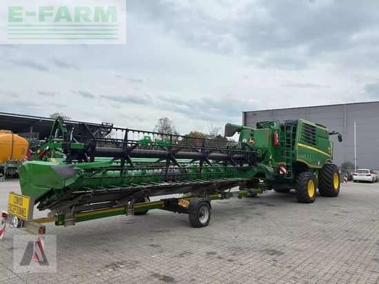 Cosechadora de Cereal - John Deere - t 560 i