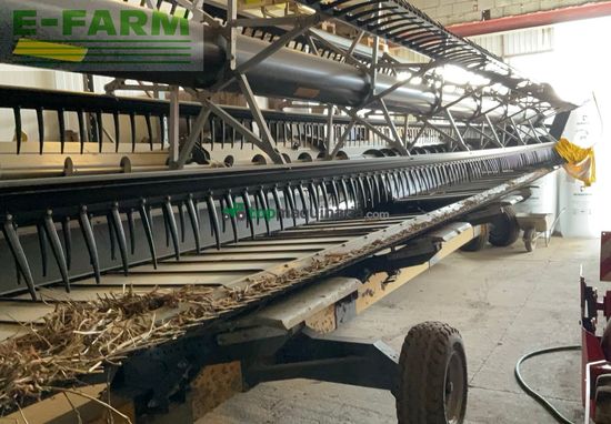 Cosechadora de Cereal - New Holland - CR9090