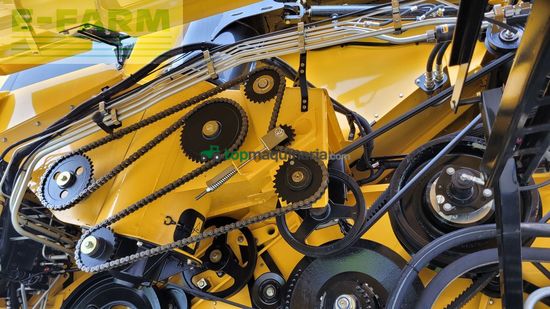 Cosechadora de Cereal - New Holland - cx 8.70 neumaschine