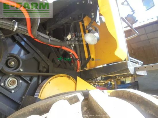 Cosechadora de Cereal - New Holland - cx8-70
