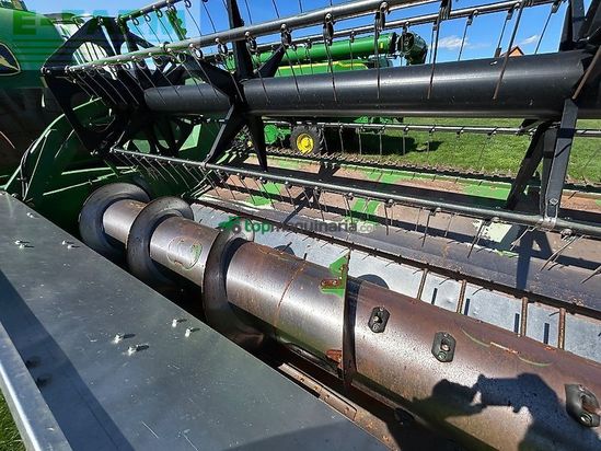 Cosechadora de Cereal - John Deere - 9560 wts hillmaster