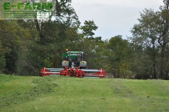 Rastrillo -  - andaineur frontal ou porté arrière 6 m disponible