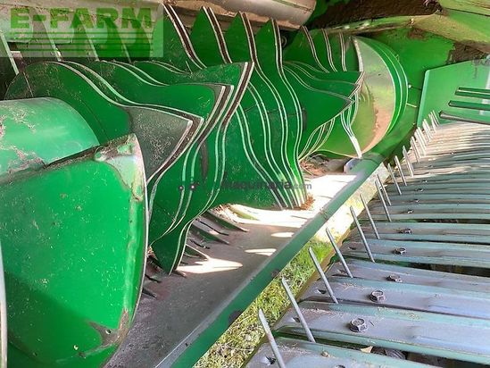 Empacadora gigant - John Deere - v451m