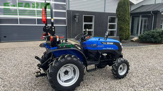 Tractor agrícola - Solis - s26 6+2 med brede traktordæk