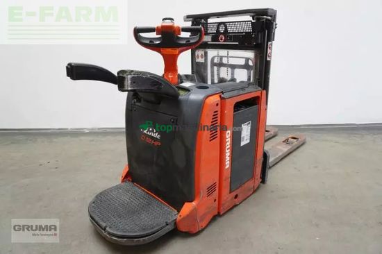 Elevadora - Linde - d 12 hp ap 133