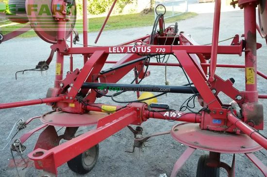 Henificador - Lely - lotus 770