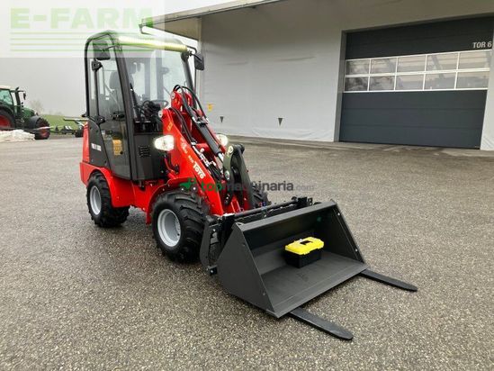Minicargadora - Toyo - 926