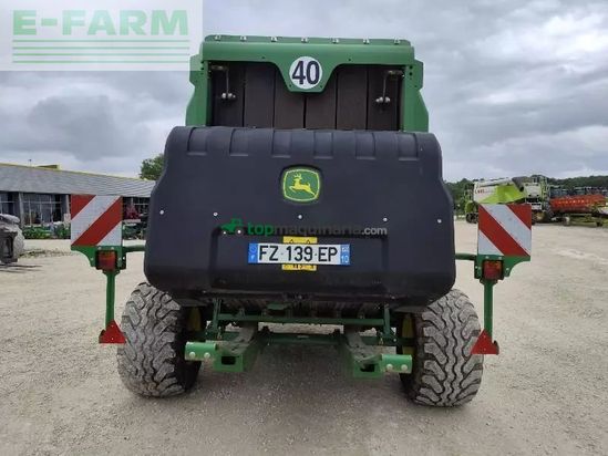 Empacadora gigant - John Deere - v461m