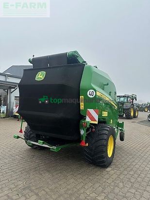 Empacadora gigant - John Deere - v461r