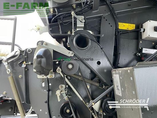 Empacadora gigant - Claas - variant 485 rc