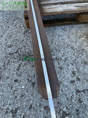 Minicargadora - Caterpillar - 907m