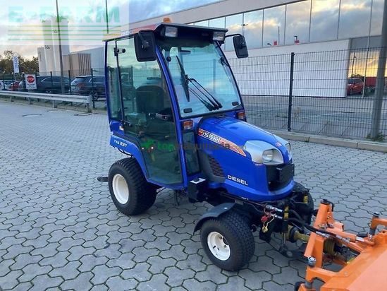 Tractor agrícola - Iseki - tgx 237 kehrmaschine, sichermäher