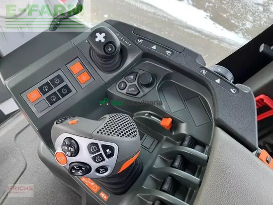 Tractor agrícola - Claas - xerion 5000 trac TRAC