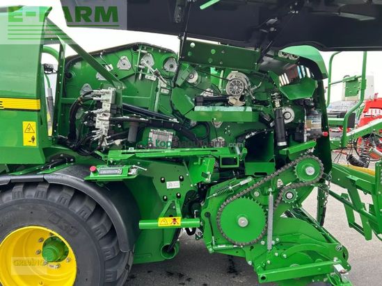 Empacadora gigant - John Deere - c441r mit folienbindung